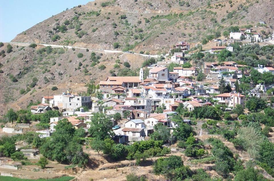 Kampi Double Storey House In The Village Λευκωσία Εξωτερικό φωτογραφία